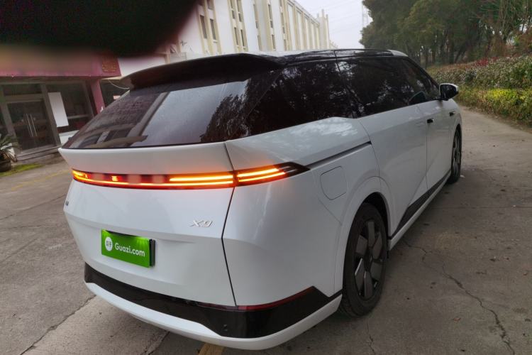 Used XPeng X9 2024 702 Ultra-Long Range Max