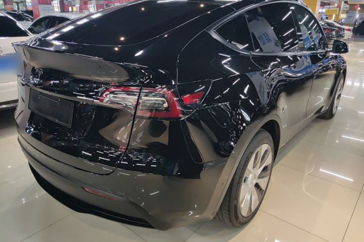 Used Tesla Model Y 2021 Long-Range All-Wheel-Drive Version 3D7