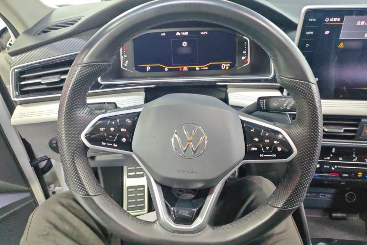 Used Volkswagen Tiguan L 2022 330TSI Automatic Two-Wheel Drive R-Line Enhanced Edition