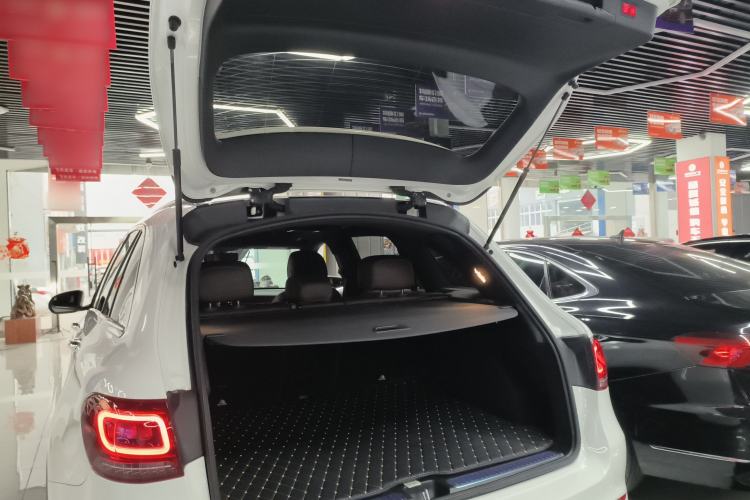 Used Mercedes-Benz GLC 2022 GLC 260 L 4MATIC Luxury Model