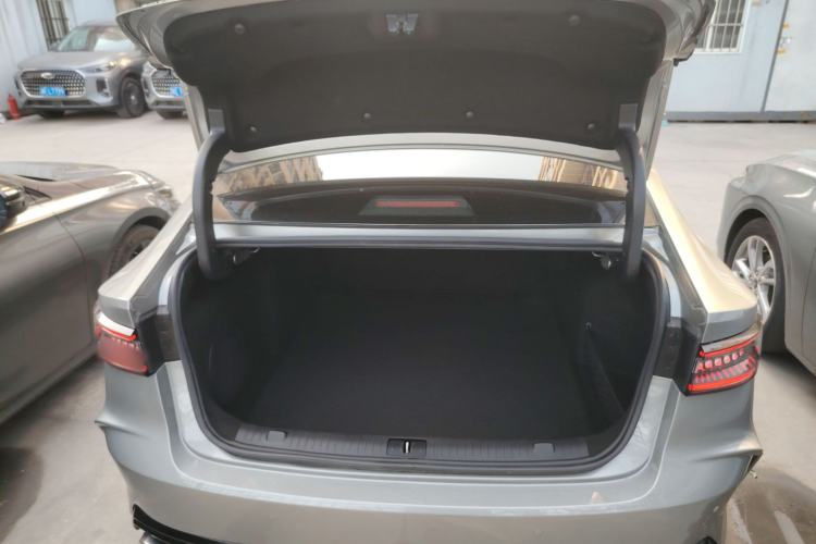 Used Chery Arrizo 8 2023 High-Energy Edition 2.0T DCT Luxury
