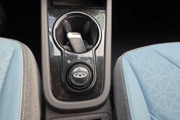 Used Chery Little Ant 2022 Sweet Pink Edition Half-Sugar Version Lithium Iron Phosphate 30 kW 301 km