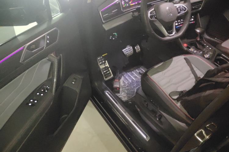 Used Volkswagen Tiguan L 2023 380TSI Automatic All-Wheel Drive R-Line Flagship 7-Seater