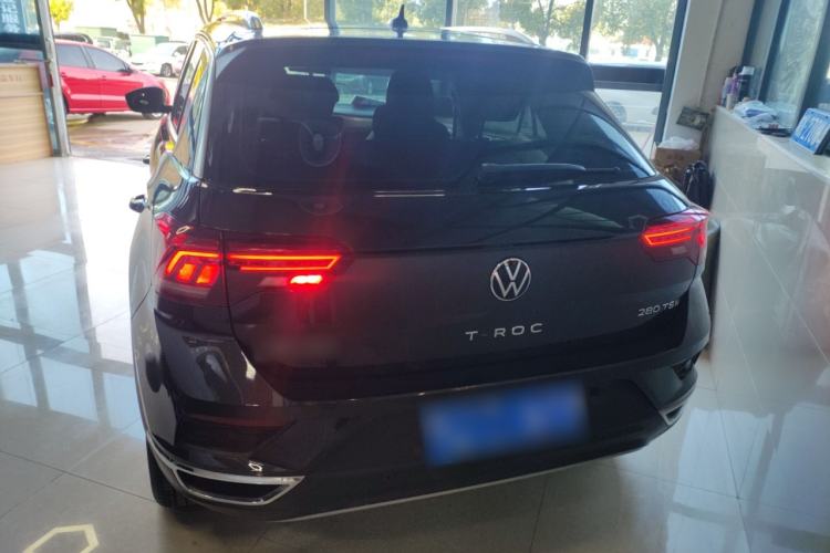 Used Volkswagen T-ROC 2022 280TSI DSG Two-Wheel Drive Elite PLUS
