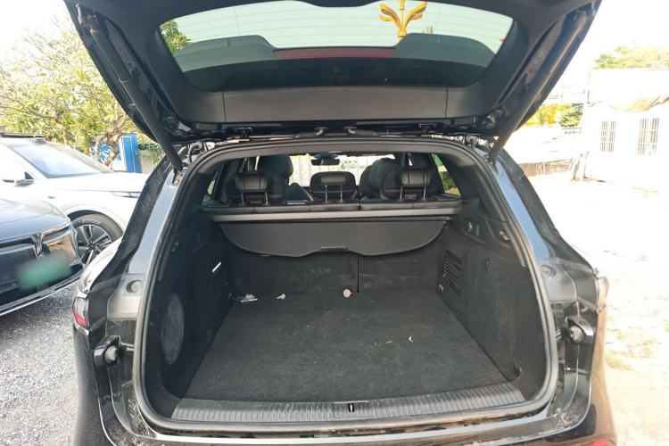 Used VOYAH FREE 2025 318 318 km Rear-Drive Touring Edition
