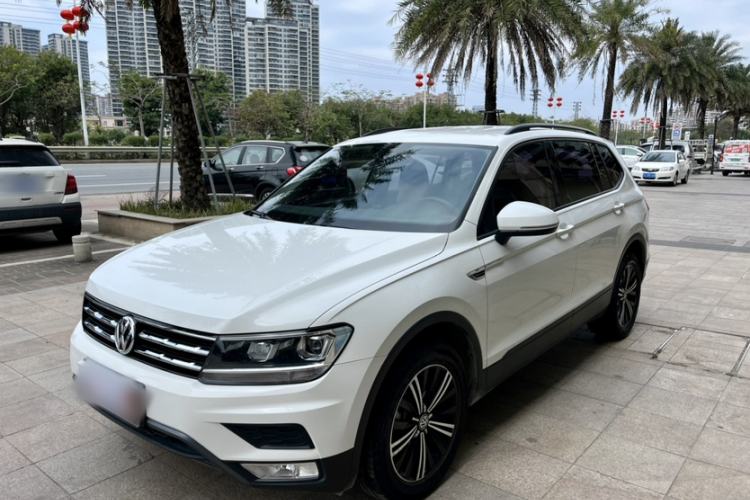 Used Volkswagen Tiguan L 2019 330TSI Automatic Two-Wheel Drive Luxury Edition China VI Standard