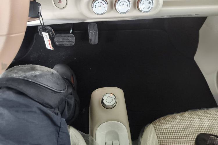 Used Wuling Hongguang MINIEV 2024 3rd Generation 215km Youth Edition
