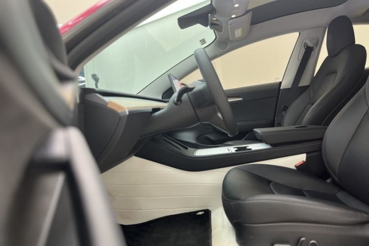 Used Tesla Model 3 2022 Rear-Wheel-Drive Version
