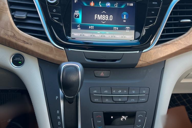 Used Buick GL8 2018 ES 28T Comfort Model China VI Standard
