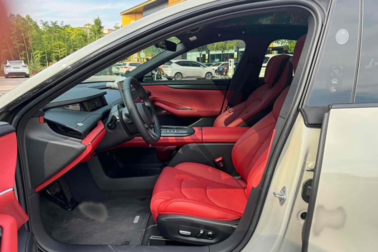 Used  SU7 2024 Rear-Drive Long-Range Intelligent Driving Version
