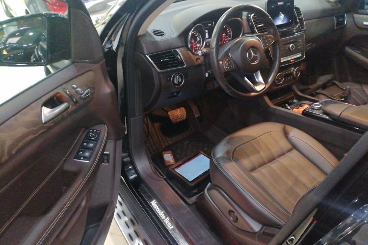 Used Mercedes-Benz GLE 2018 GLE 400 4MATIC Exclusive Edition
