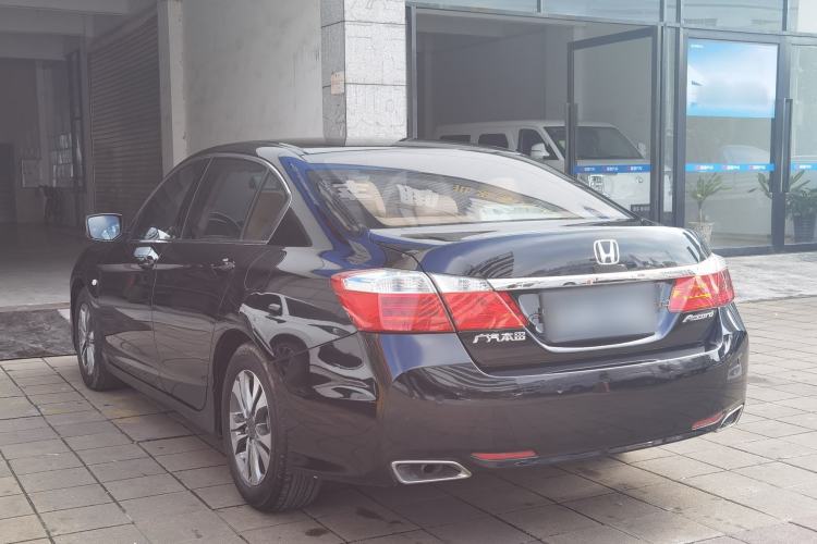 Used Honda Accord 2015 2.0L LX Comfort Edition
