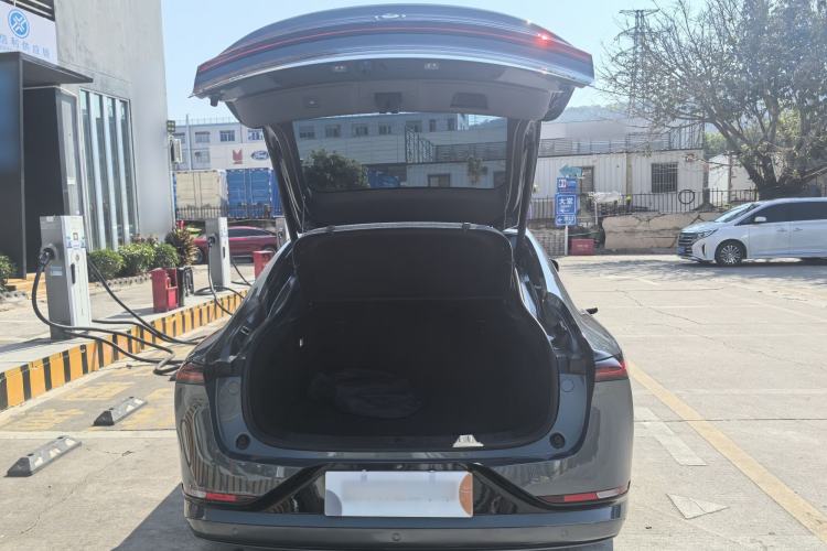 Used  A07 2024 All-Electric "True Fragrance" Edition 710 Flagship Model