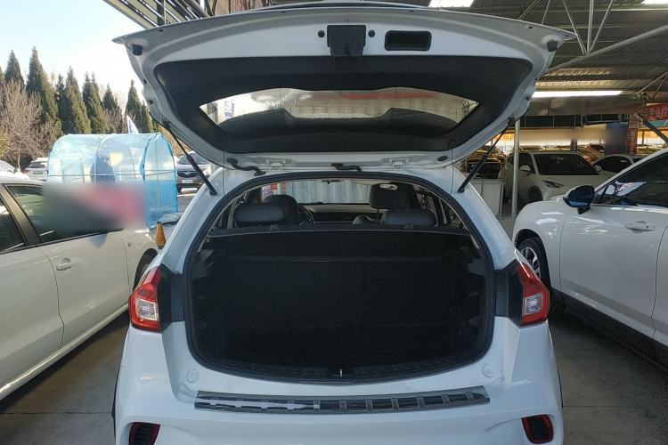 Used Geely Auto Vision X3 2017 1.5L Automatic Prestige Model