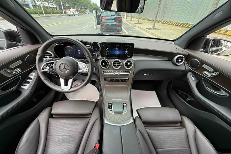 Used Mercedes-Benz GLC 2021 GLC 260 L 4MATIC Luxury Model
