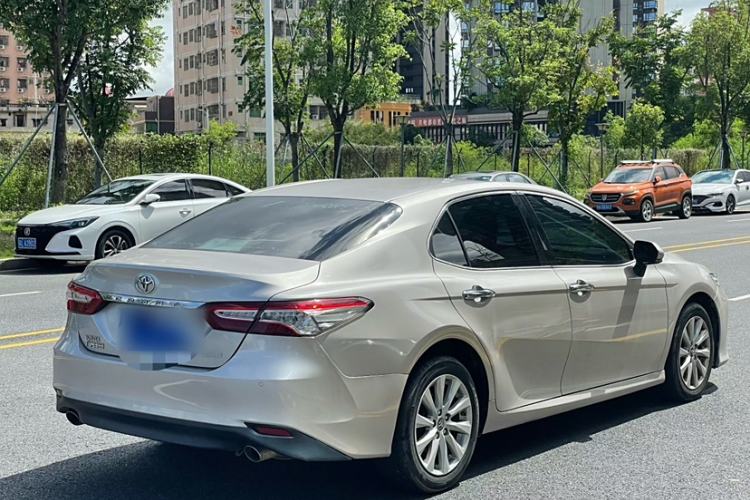 Used Toyota Camry 2018 2.0G Luxury Edition