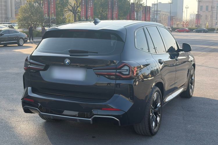 Used BMW iX3 2022 Leading Type
