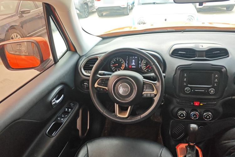 Used  Renegade 2017 180T Automatic High-Energy Version