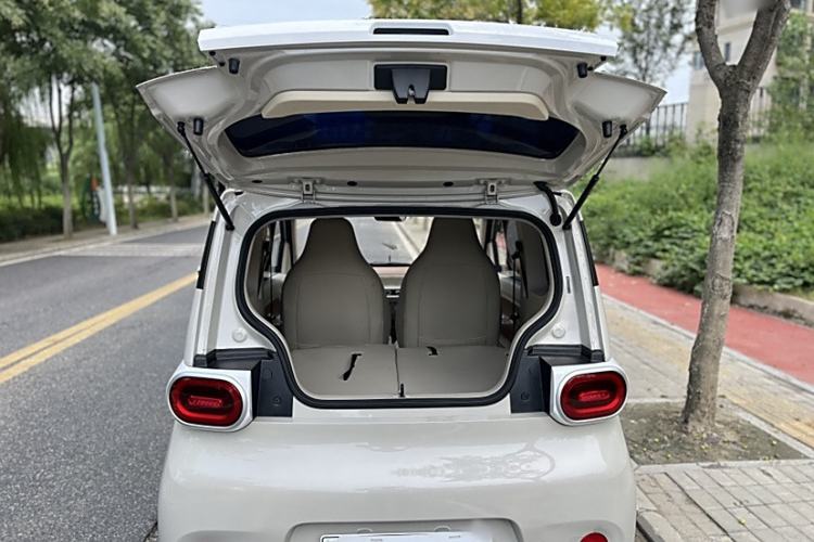 Used Wuling Hongguang MINIEV 2024 3rd Generation 215km Youth Edition
