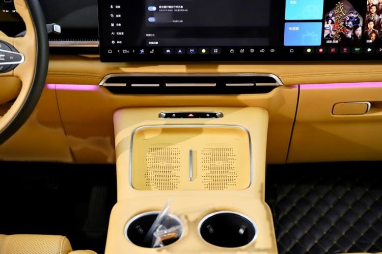 Used VOYAH Dream 2025 PHEV Four-Wheel-Drive Flagship Kunpeng Edition