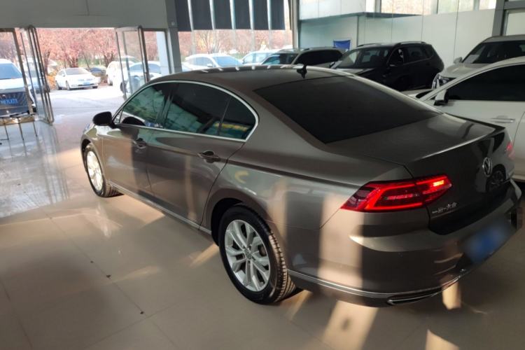 Used Volkswagen Magotan 2019 330TSI DSG Luxury Version China VI Standard
