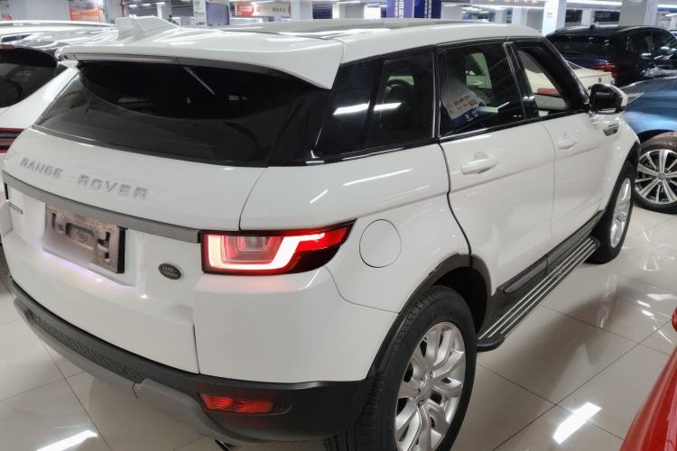 Used Land Rover Range Rover Evoque 2018 240PS PURE Style Edition
