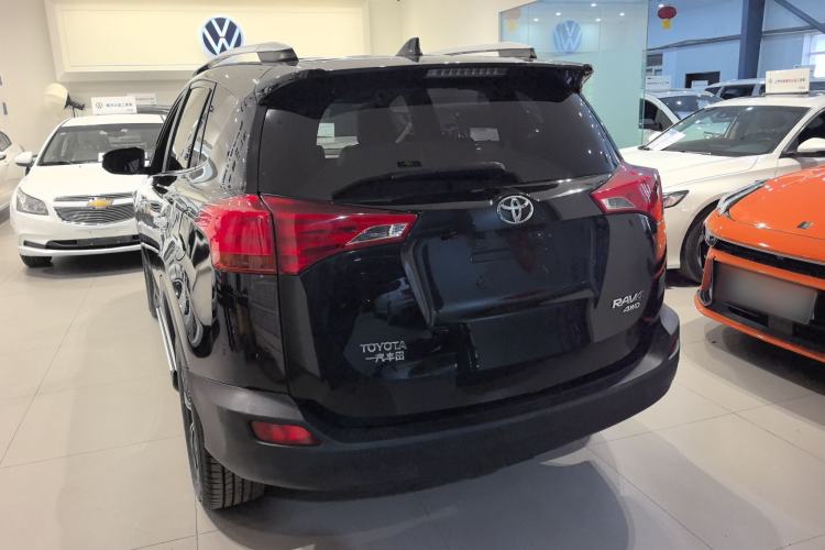 Used Toyota RAV4 2015 2.5L Automatic 4x4 Elite Edition
