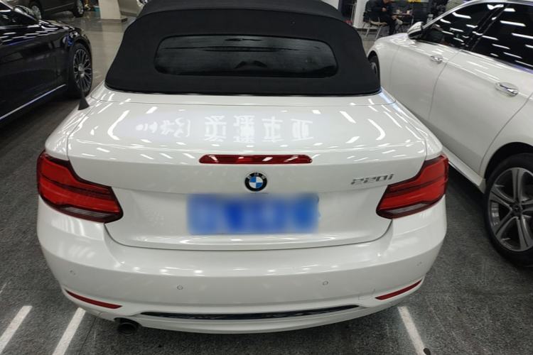 Used BMW 2 Series 2018 220i Convertible Coupe Sports Design Package
