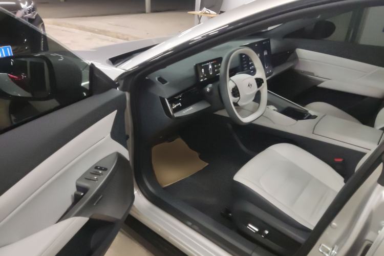 Used  eπ007 2024 530 Pro Version
