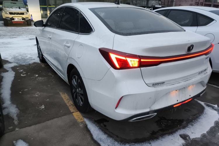 Used Changan Eado 2023 Changan Edition PLUS Blue Whale NE 1.4T GDI DCT Prestige Version
