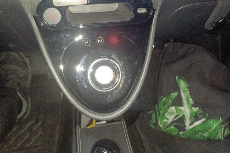 Used ORA Black Cat 2021 301 km Basic Version
