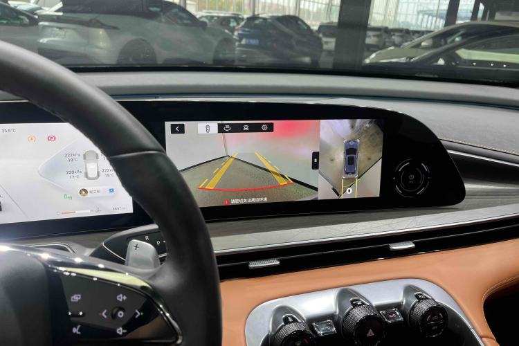 Used  Lingyun 2025 300T Two-Wheel Drive Starry Edition
