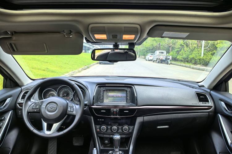 Used Mazda Atenza 2015 2.0L Blue Sky Fashion Edition
