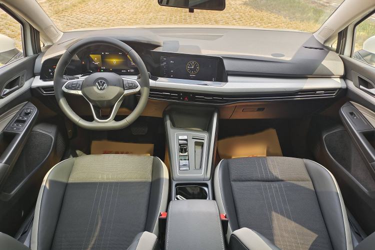 Used Volkswagen Golf 2023 Facelift 280TSI DSG Pro
