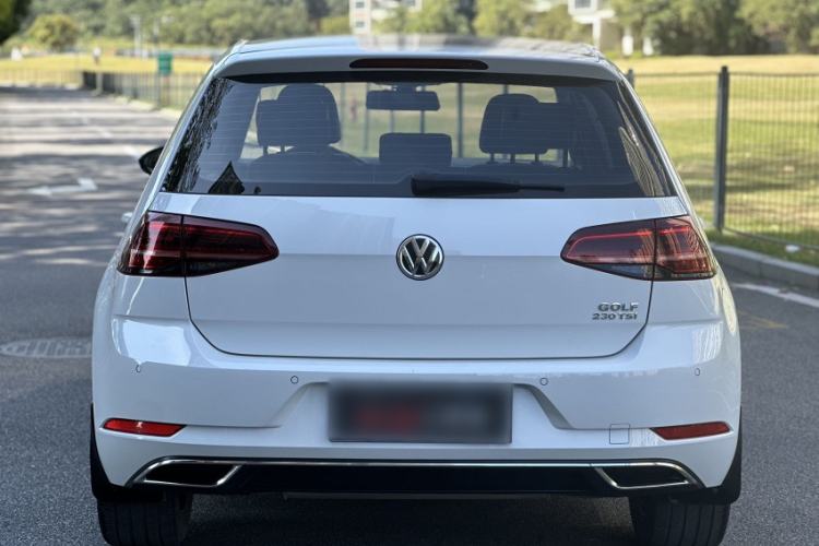 Used Volkswagen Golf 2018 230TSI Automatic Luxury Version