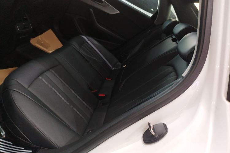 Used Audi A4L 2025 2 Million Units Enjoyment Version 40 TFSI Stylish and Dynamic Type