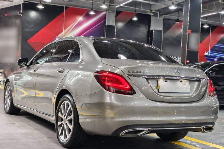 Used Mercedes-Benz C-Class 2021 C 200 L Fashion Model
