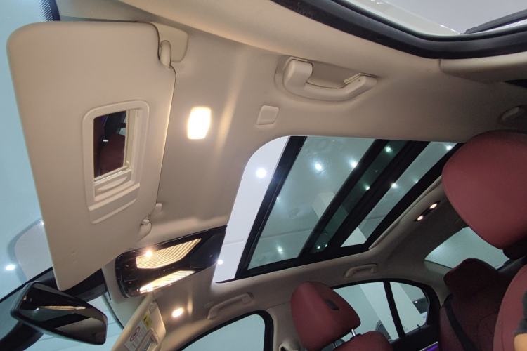 TDK.VehicleDetails.img