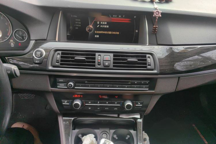 Used BMW 5 Series 2014 525Li Luxury Design Package
