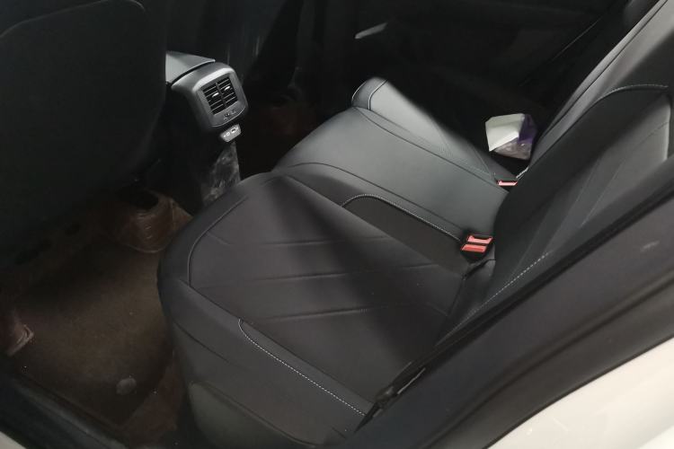 Used Volkswagen Tharu 2025 NewRui 300TSI Prestige Edition
