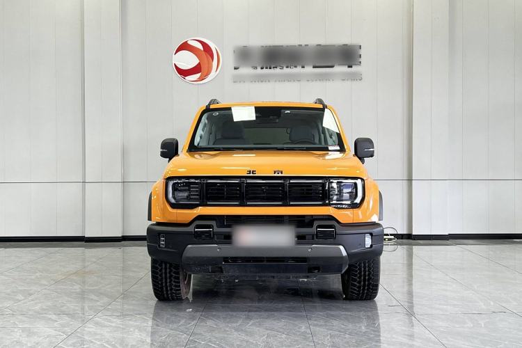 Used Beijing Auto BJ40 2024 2.0T All-New Urban Hunter Edition Chivalrous Style
