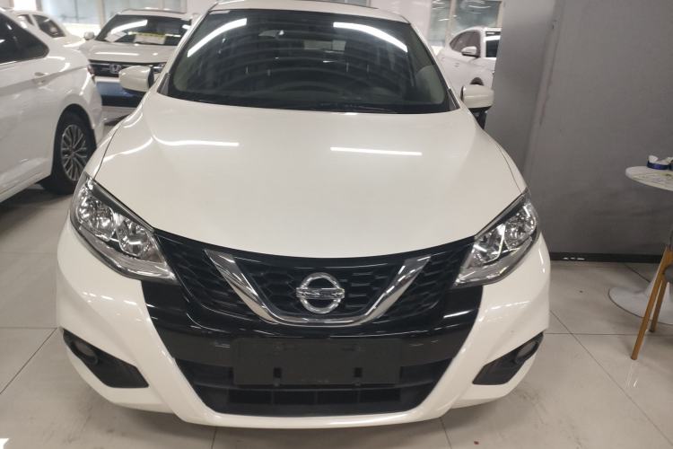 Used Nissan Tiida 2016 1.6L CVT Cool Dynamic Edition