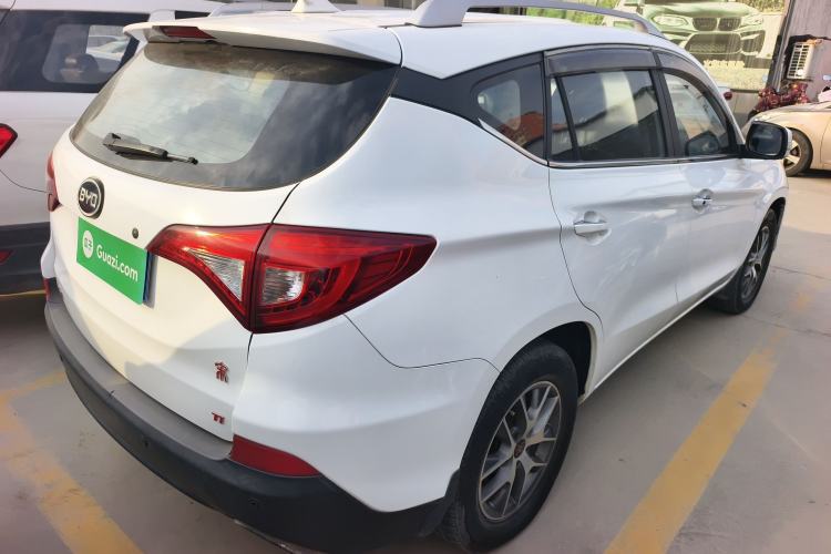 Used BYD Song 2016 GaiShi Edition 1.5TI Manual Elite Model
