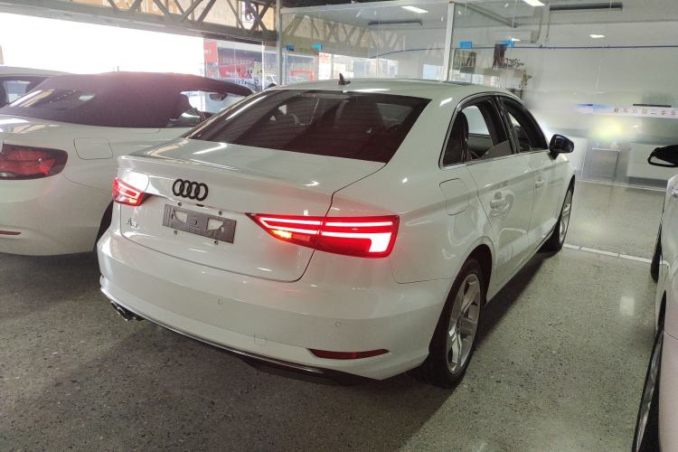 Used Audi A3 2020 Restyled Limousine 35 TFSI Ambition Version China VI
