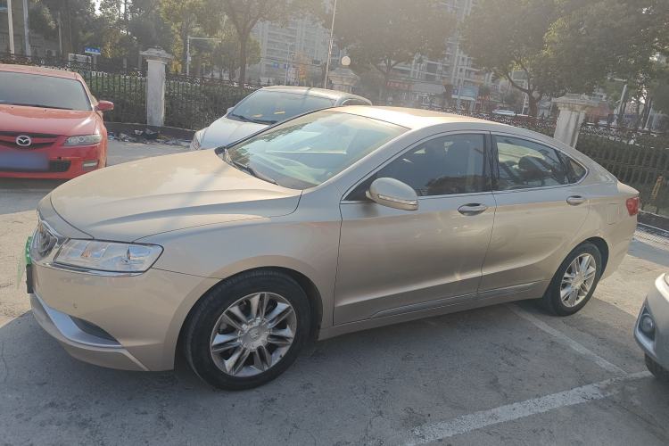 Used Geely Auto Emgrand GT 2015 2.4L Comfort Model
