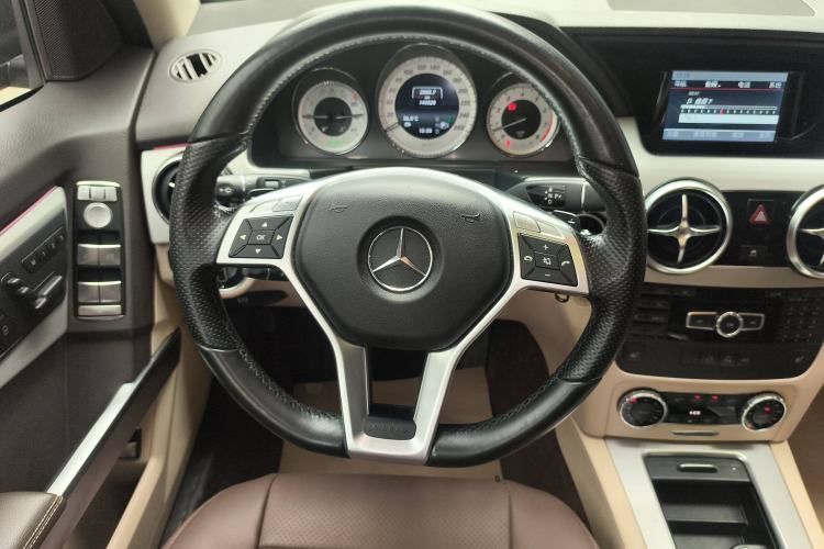 Used Mercedes-Benz GLK-Class 2015 GLK 260 4MATIC Fashion Edition Ultimate Version