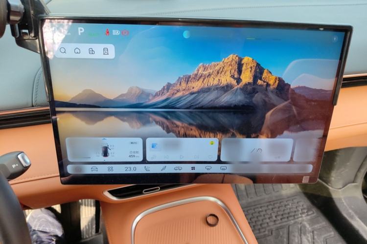 Used Deepal S07 2025 215Max Deep Blue Intelligent Driving AD PRO Range-Extended Version
