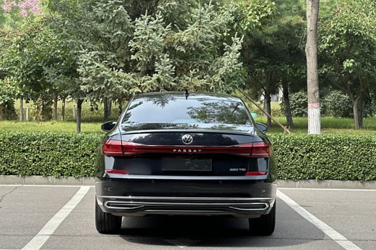 Used Volkswagen Passat 2024 380TSI Starry Dragon Edition
