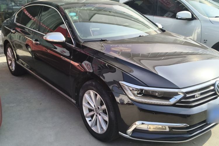 Used Volkswagen Magotan 2018 330TSI DSG Advanced Model
