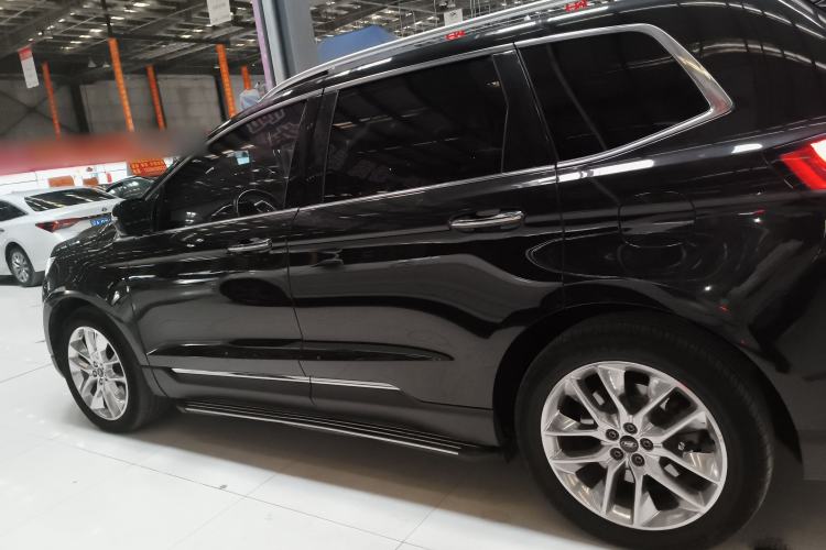 Used Ford Edge 2015 2.0T GTDi Four-Wheel Drive Prestige Model
